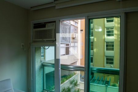 Sala de apartamento para alugar com 2 quartos, 78m² em Ipanema, Rio de Janeiro