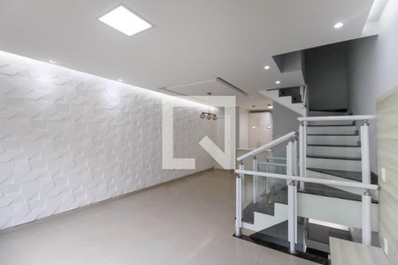 Sala de casa de condomínio à venda com 2 quartos, 103m² em Vila Ema, São Paulo