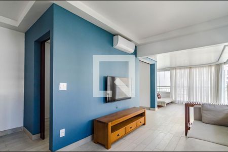 Sala de apartamento à venda com 2 quartos, 89m² em Cerqueira César, São Paulo