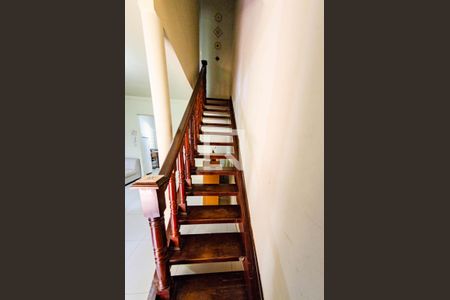 Escada de casa de condomínio à venda com 2 quartos, 80m² em Havaí, Belo Horizonte