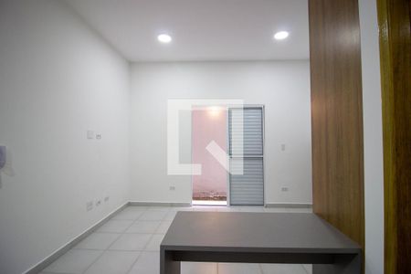 Quarto e Sala de kitnet/studio para alugar com 1 quarto, 28m² em Luz, São Paulo
