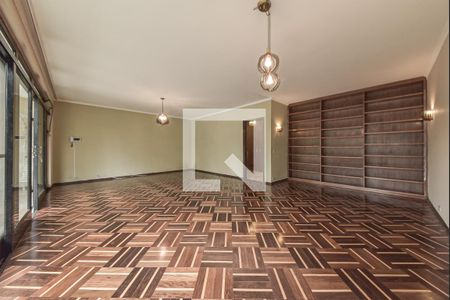 Sala de casa à venda com 3 quartos, 350m² em Brooklin, São Paulo