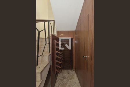 Corredor - Elevador de casa à venda com 3 quartos, 350m² em Brooklin, São Paulo