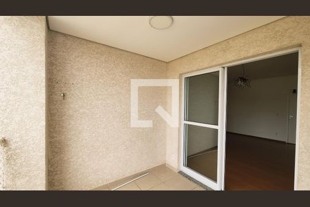 Varanda de apartamento para alugar com 2 quartos, 68m² em Jardim Tereza Cristina, Jundiaí