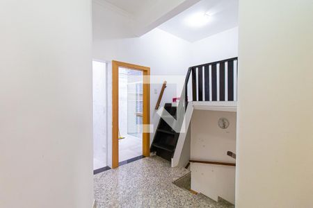 Escada de apartamento à venda com 2 quartos, 75m² em Bela Vista, São Paulo