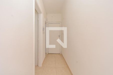 Corredor de kitnet/studio para alugar com 1 quarto, 37m² em Santa Hifigenia, São Paulo