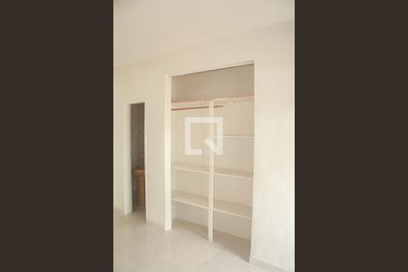 Sala/Quarto de kitnet/studio para alugar com 1 quarto, 20m² em Vila Sao Jorge, Nova Iguaçu