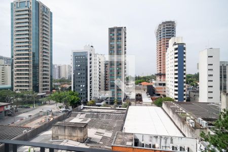 Sala - Vista de apartamento à venda com 2 quartos, 72m² em Brooklin Paulista, São Paulo