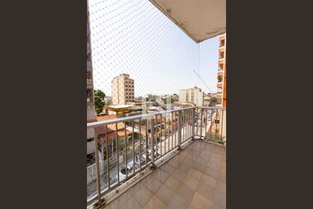 Varanda de apartamento para alugar com 3 quartos, 126m² em Caonze, Nova Iguaçu