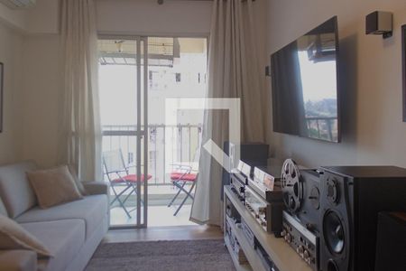 Sala de apartamento para alugar com 3 quartos, 60m² em Vila Gomes, São Paulo