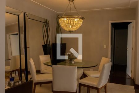 Apartamento à venda com 136m², 3 quartos e 3 vagasSala