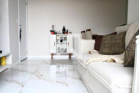 Sala de apartamento para alugar com 2 quartos, 52m² em Itaquera, São Paulo