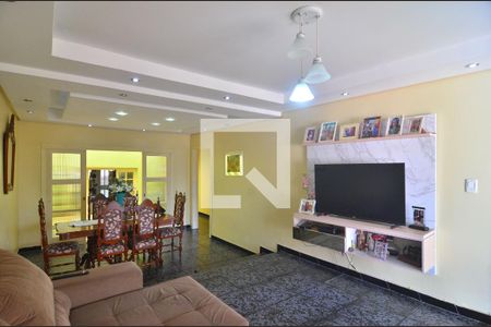 Sala de casa à venda com 5 quartos, 257m² em Igara, Canoas