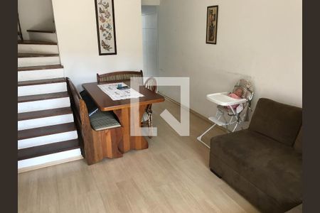 Sala de casa para alugar com 2 quartos, 75m² em I.a.p.i., Osasco