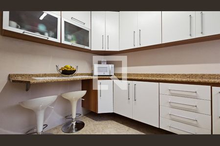 Cozinha de apartamento à venda com 3 quartos, 68m² em Jardim Taquaral, São Paulo