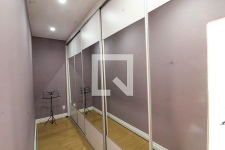 Closet da suíte 1 de casa à venda com 3 quartos, 254m² em Estância Velha, Canoas