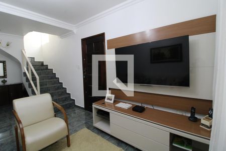 Sala de casa à venda com 3 quartos, 200m² em Vila Santa Maria, São Paulo