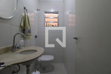 Lavabo de casa à venda com 3 quartos, 200m² em Vila Santa Maria, São Paulo
