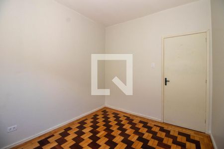 Quarto 1 de apartamento para alugar com 2 quartos, 70m² em Navegantes, Porto Alegre