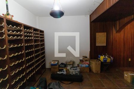 Adega de casa para alugar com 5 quartos, 628m² em Nova Campinas, Campinas