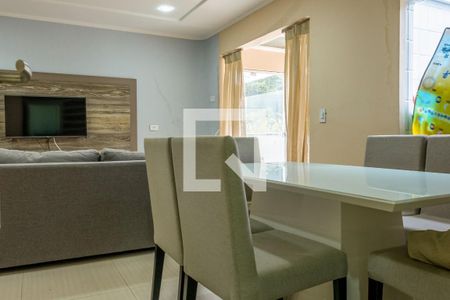 Sala de apartamento para alugar com 2 quartos, 150m² em Vila Júlia , Guarujá