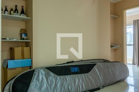 Corredor de apartamento para alugar com 2 quartos, 150m² em Vila Júlia , Guarujá