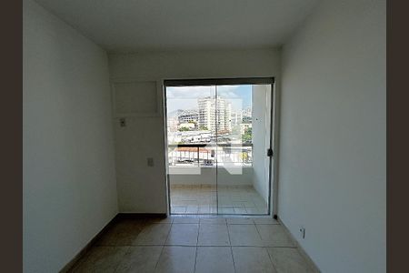 Sala de apartamento para alugar com 2 quartos, 55m² em Todos Os Santos, Rio de Janeiro