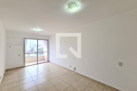 Sala de apartamento para alugar com 2 quartos, 55m² em Todos Os Santos, Rio de Janeiro