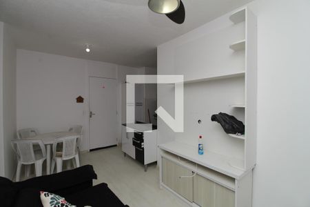 Sala de apartamento para alugar com 2 quartos, 44m² em Vargem Pequena, Rio de Janeiro