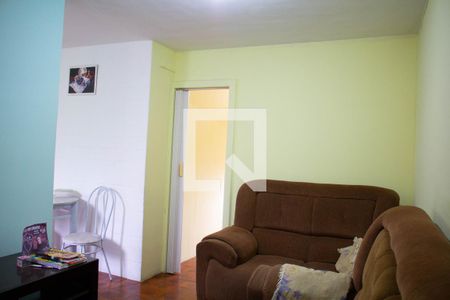 Sala de apartamento para alugar com 3 quartos, 100m² em Conjunto Residencial José Bonifácio, São Paulo