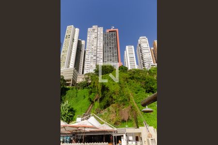 Apartamento para alugar com 36m², 1 quarto e 1 vaga Apartamento para alugar com 36m², 1 quarto e 1 vagaFachada