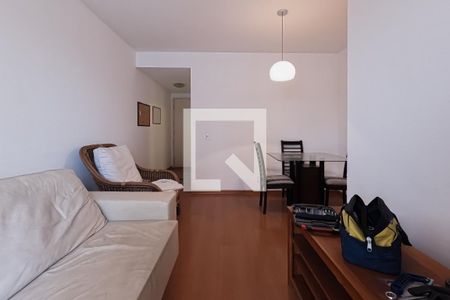 Sala de apartamento à venda com 3 quartos, 68m² em Vila das Bandeiras, Guarulhos