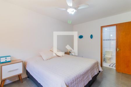 Casa à venda com 385m², 5 quartos e 9 vagas Casa à venda com 385m², 5 quartos e 9 vagasQuarto 3 - Suíte