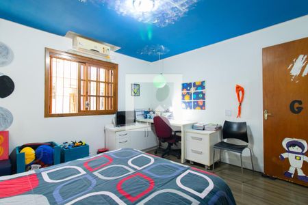 Casa à venda com 385m², 5 quartos e 9 vagas Casa à venda com 385m², 5 quartos e 9 vagasQuarto 1