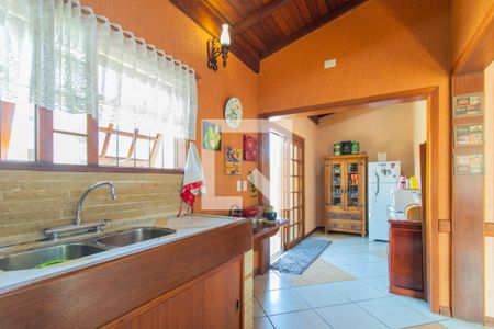 Casa à venda com 385m², 5 quartos e 9 vagas Casa à venda com 385m², 5 quartos e 9 vagasChurrasqueira