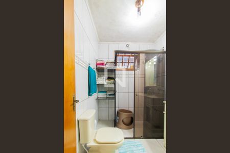 Casa à venda com 385m², 5 quartos e 9 vagas Casa à venda com 385m², 5 quartos e 9 vagasBanheiro Corredor