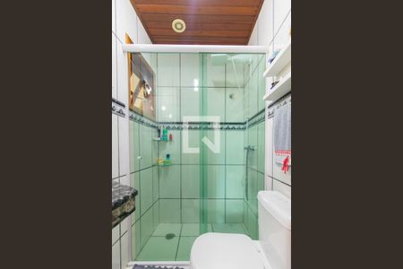 Casa à venda com 385m², 5 quartos e 9 vagas Casa à venda com 385m², 5 quartos e 9 vagasBanheiro da Suíte 5