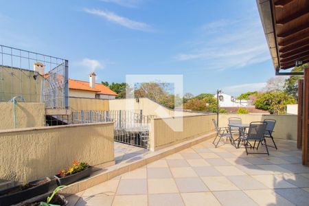 Casa à venda com 385m², 5 quartos e 9 vagas Casa à venda com 385m², 5 quartos e 9 vagasÁrea Externa