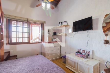 Casa à venda com 385m², 5 quartos e 9 vagas Casa à venda com 385m², 5 quartos e 9 vagasQuarto 5 - Suíte