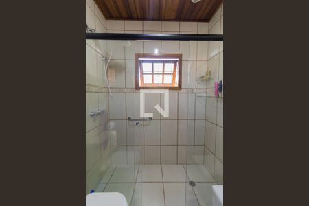 Casa à venda com 385m², 5 quartos e 9 vagas Casa à venda com 385m², 5 quartos e 9 vagasBanheiro