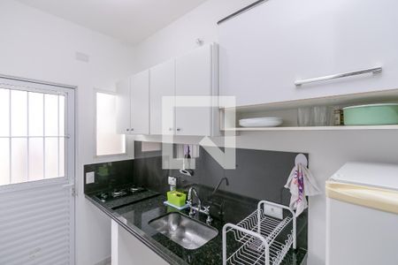 Cozinha de casa para alugar com 1 quarto, 34m² em Jardim Monte Azul, São Paulo