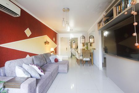 Sala de apartamento à venda com 2 quartos, 70m² em Jardim do Salso, Porto Alegre