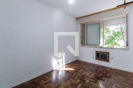 Quarto 1 de apartamento para alugar com 2 quartos, 76m² em Rio Branco, Porto Alegre