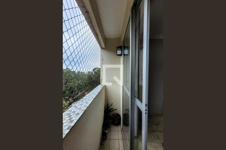 varanda de apartamento à venda com 2 quartos, 60m² em Jardim Santa Emília, São Paulo