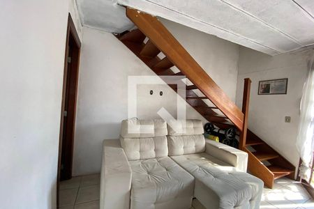 Sala de casa de condomínio à venda com 2 quartos, 55m² em Vicentina, São Leopoldo