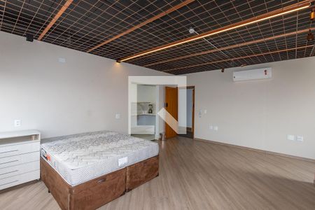 Quarto de kitnet/studio para alugar com 1 quarto, 45m² em Serraria, Diadema