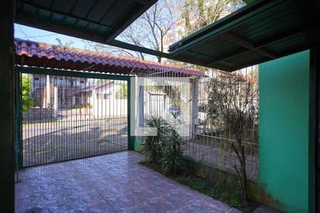 Sala - Vista de casa à venda com 4 quartos, 400m² em Jardim Itu, Porto Alegre