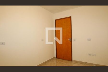 Quarto de casa para alugar com 1 quarto, 50m² em Jardim Santa Adélia, São Paulo