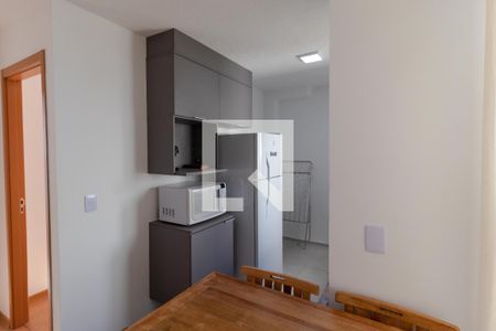 Salas de apartamento para alugar com 2 quartos, 41m² em Jardim Esmeraldina, Campinas