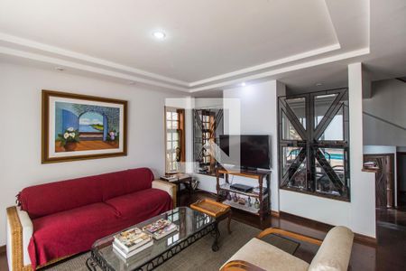 Sala de TV de casa de condomínio à venda com 5 quartos, 350m² em Alphaville, Santana de Parnaíba
